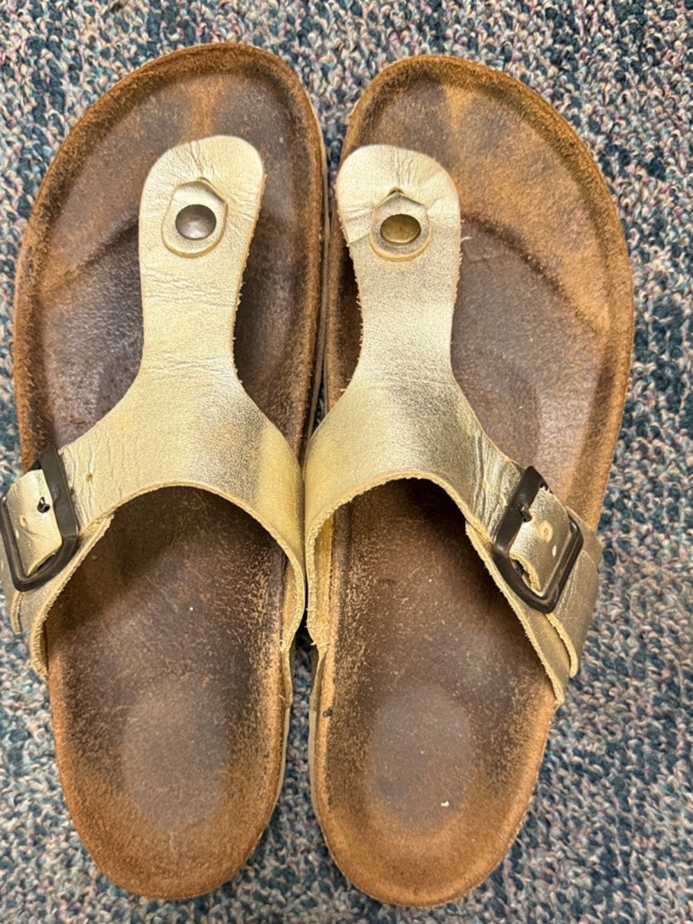 Women’s Metallic Gold Toe-Post Sandals